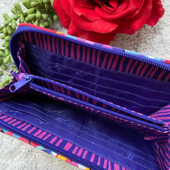 Vera Bradley Zip Wallet Color Purple and Blue Flowers - Picture 3 of 3
